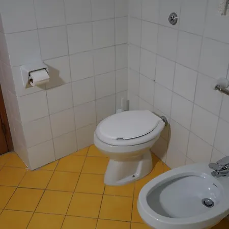 Fm Forio (Isola d'Ischia)